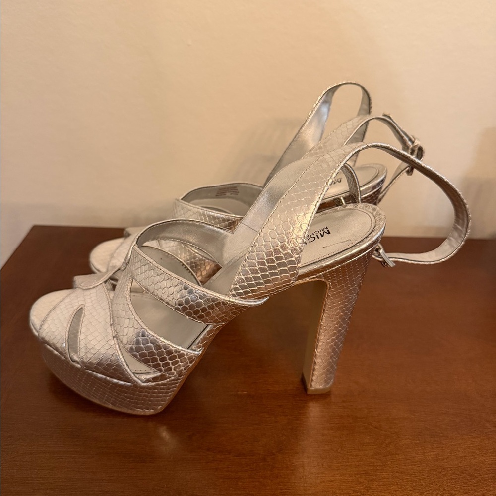 Michael Michael Kors Silver Snakeskin Embossed Slingback High Heels - Size 8